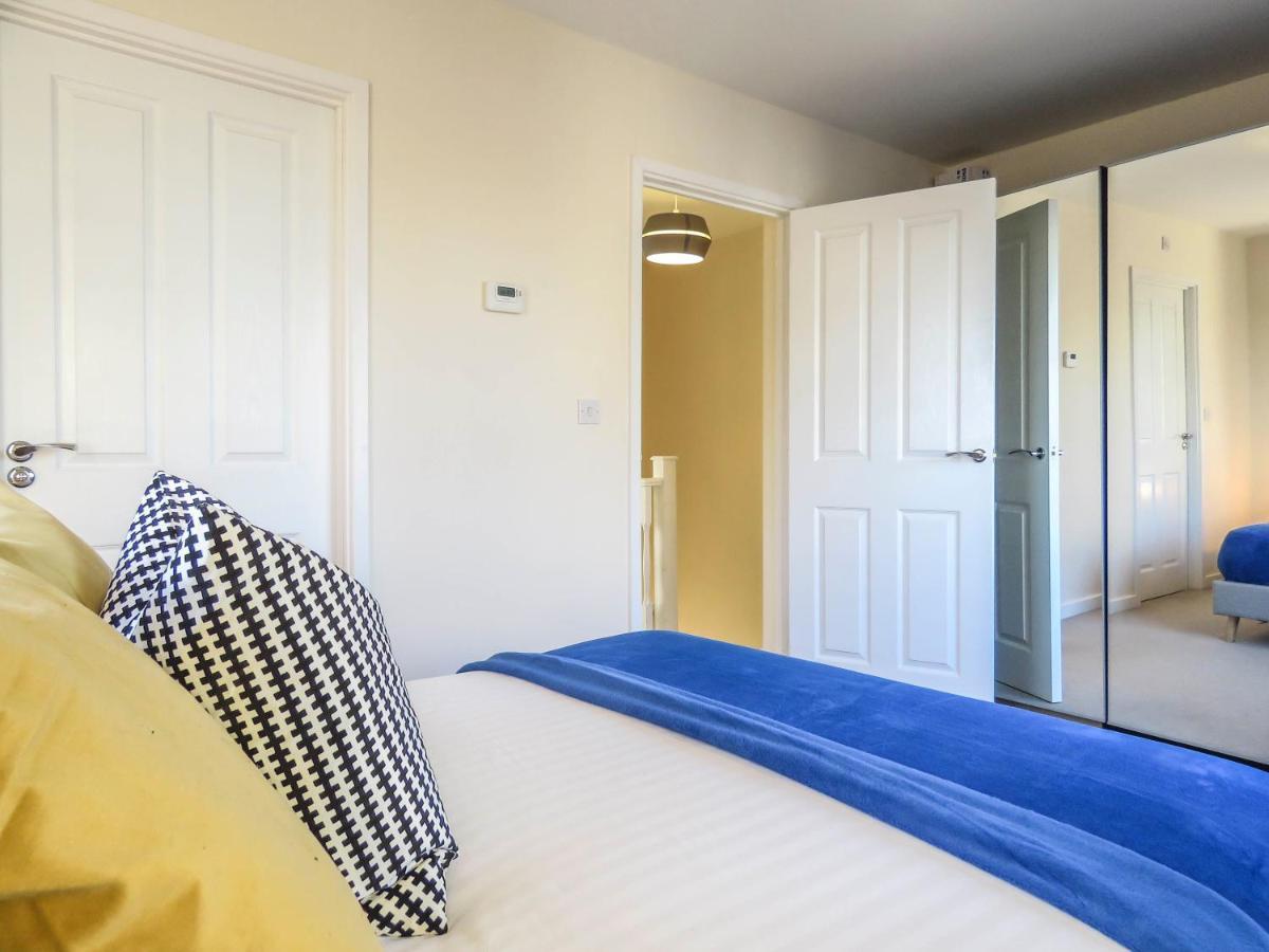 Tudors Esuites 4 Bedroom House Driveway & Garden Бирмингам Екстериор снимка